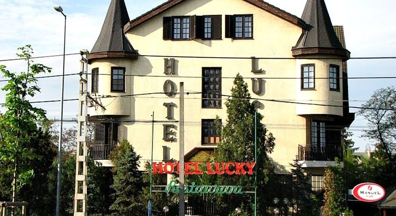 Hotel Happy Apartments Budapeste Exterior foto