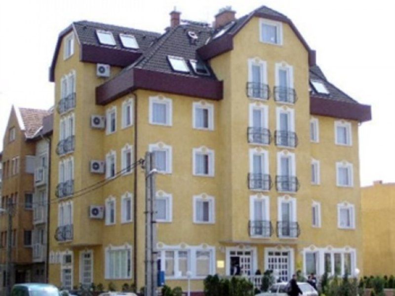 Hotel Happy Apartments Budapeste Exterior foto